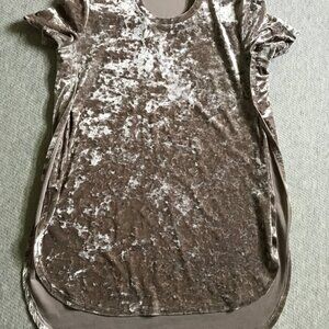 Fourteenth Place Crushed velvet tunic top Gold Champagne Short Sleeve Small